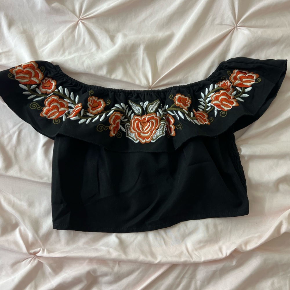 Off the shoulder floral shirt